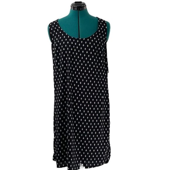 Old Navy Dresses & Skirts - Old Navy Black & White Racer Back Dress Sz. SP